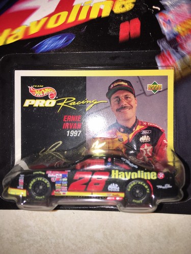 1997 RYR Hot Wheels Team Pro Racing Ernie Irvan #28 FORD THUNDERBIRD NASCAR - Picture 2 of 3