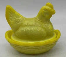 3" Covered Hen - Dandelion - Mosser Glass, USA