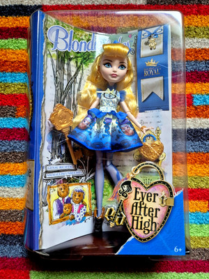 Ever After High Blondie Lockes Royal Puppe NEU in OVP