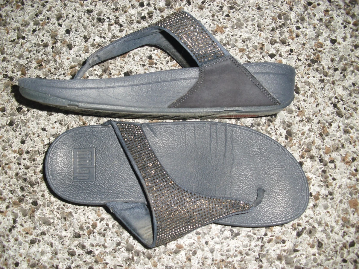 Navy hotsell fitflop sandals