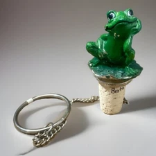 Vintage Painted Pewter Wine Bottle Stopper Frog Toad Cork Stopper Ring Chain
