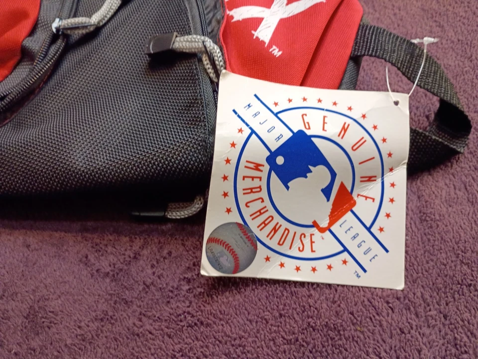 ¡Nuevo! Boston Red Sox Un Hombro Bandolera DayBag Mochila Viaje Equipaje Mensajero Foto 3 de 4
