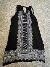 Old Navy Navy White Black Sleeveless Tank Dress Size S Small V Neck Lightweight
