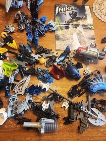 LEGO BIONICLE Toa Hahli Inika 8728 And More Bionicles Parts And Pieces Read
