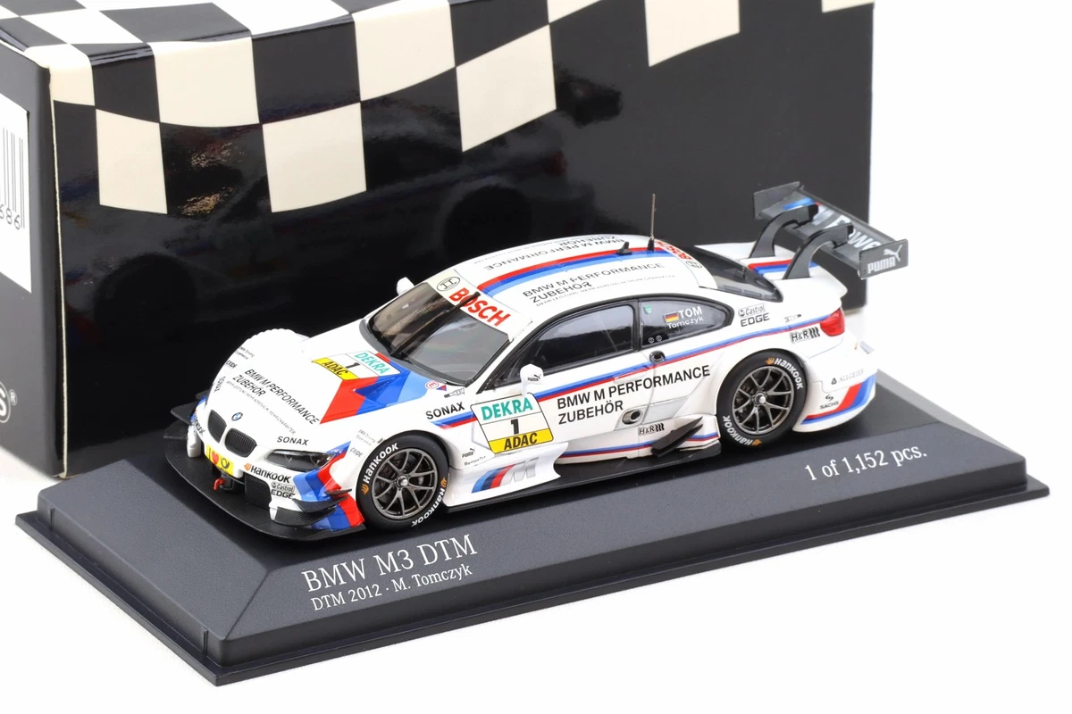 Miniature Minichamps 1/43 BMW M3 DTM N°38 1992 – Blanche/Noire – Rare Sous Plexi