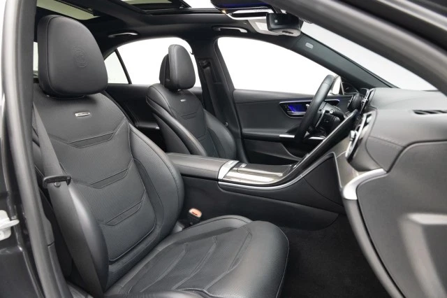 Mercedes-Benz AMG C 63 S E Performance 2024  - Imagem 4 de 4