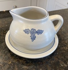 PFALTZGRAFF YORKTOWNE Gravy Boat Pitcher With Underplate Saucer Stoneware USA