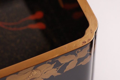 Japanese Lacquer Sweets Box 10inch Gold Pavilion Landscape&Instruments Meiji Era - Picture 16 of 24