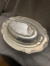 1847 Rogers Bros Remembrance Covered Serving Dish International Silver Plated