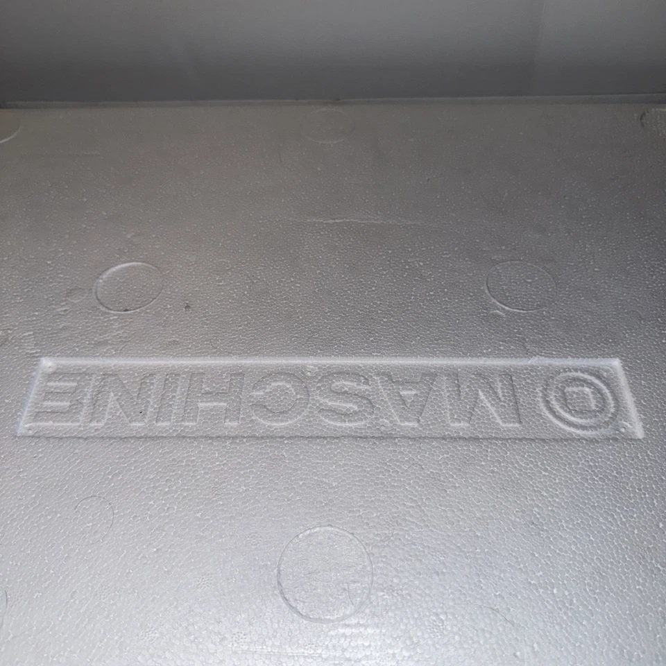 Maschine Studio  Native Instruments - Black - Image 2 of 4