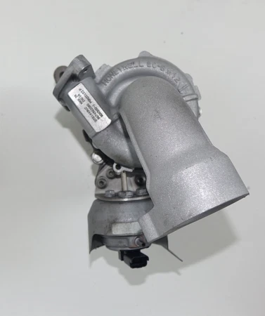 Turbolader 0375P2