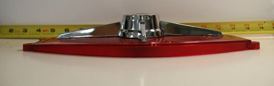 Lente de luz de lámpara trasera de parada C5AZ-13450-E1 FoMoCo 1965 Ford Ranch Wagon (725) NOS Foto 4 de 4