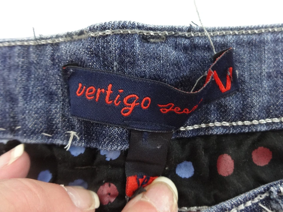 Vertigo 女式深色水洗牛仔裤,尺寸 2/26,真的很好! — 第 4/4 张图片