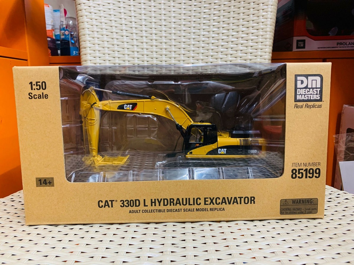 CAT 330D L Hydraulic Excavator 1:20スケール DCM/Racemasters 1/20 Caterpillar 330D L Diecast RC Excavator