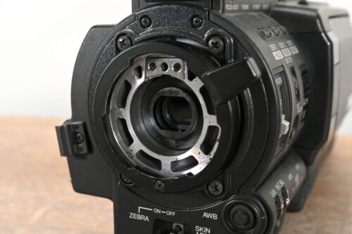 JVC GY-HD110U 1/3" 3-CCD Professional HDV Camcorder CG01E24 - Picture 5 of 18
