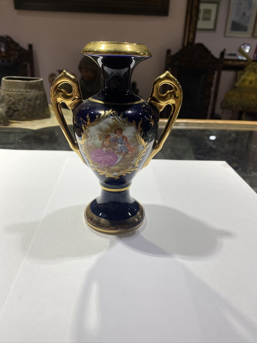 LIMOGES FRANCE FRAGONARD COURTING LOVE STORY COBALT DOUBLE HANDLED