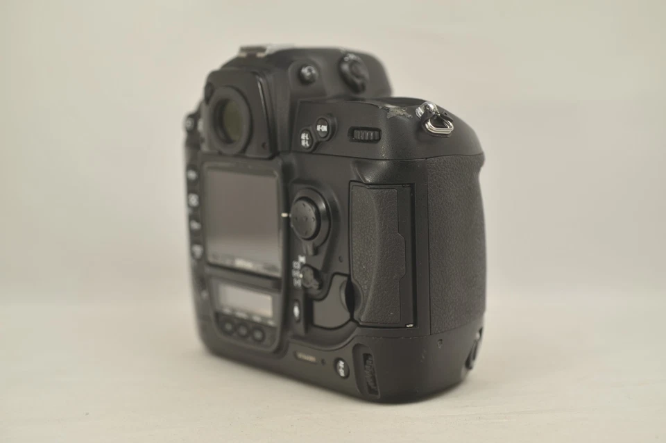 @ SakuraDo @ Only 18302 Clicks! @ Nikon D2H 4.1MP LBCAST Digital SLR Camera - Image 4 of 4