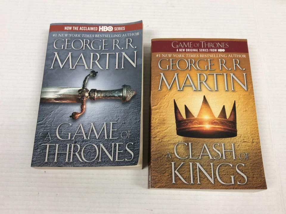 GAME OF THRONES LOT OF 6 LRG TRADE PB George RR Martin - Image 4 of 4