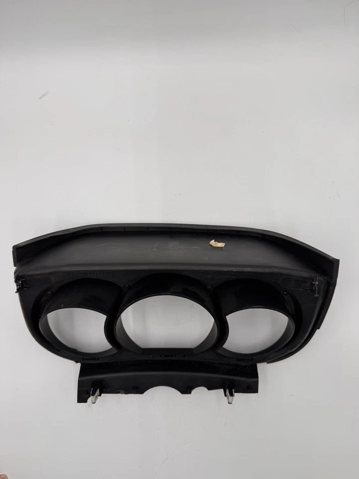 2007-2012 OEM NISSAN VERSA SPEEDOMETER GAUGE CLUSTER TRIM BEZEL BLACK 68240EL00A - Image 3 of 4