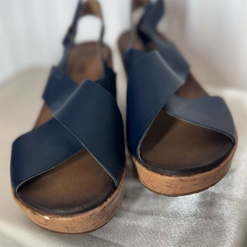 Clarks Navy Leather Cork Wedge Sandals Sz 8 Soft Cushion Slingback EU 39 - Picture 3 of 10