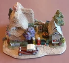 LILLIPUT LANE BURLEY STREET GARAGE L2335(chimney Slight Damage)