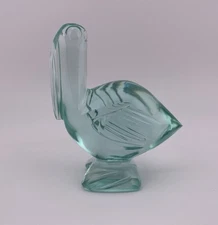 Art Glass Pelican Sea Bird Figurine Paperweight Aqua Blue 2.5” Cut Crystal