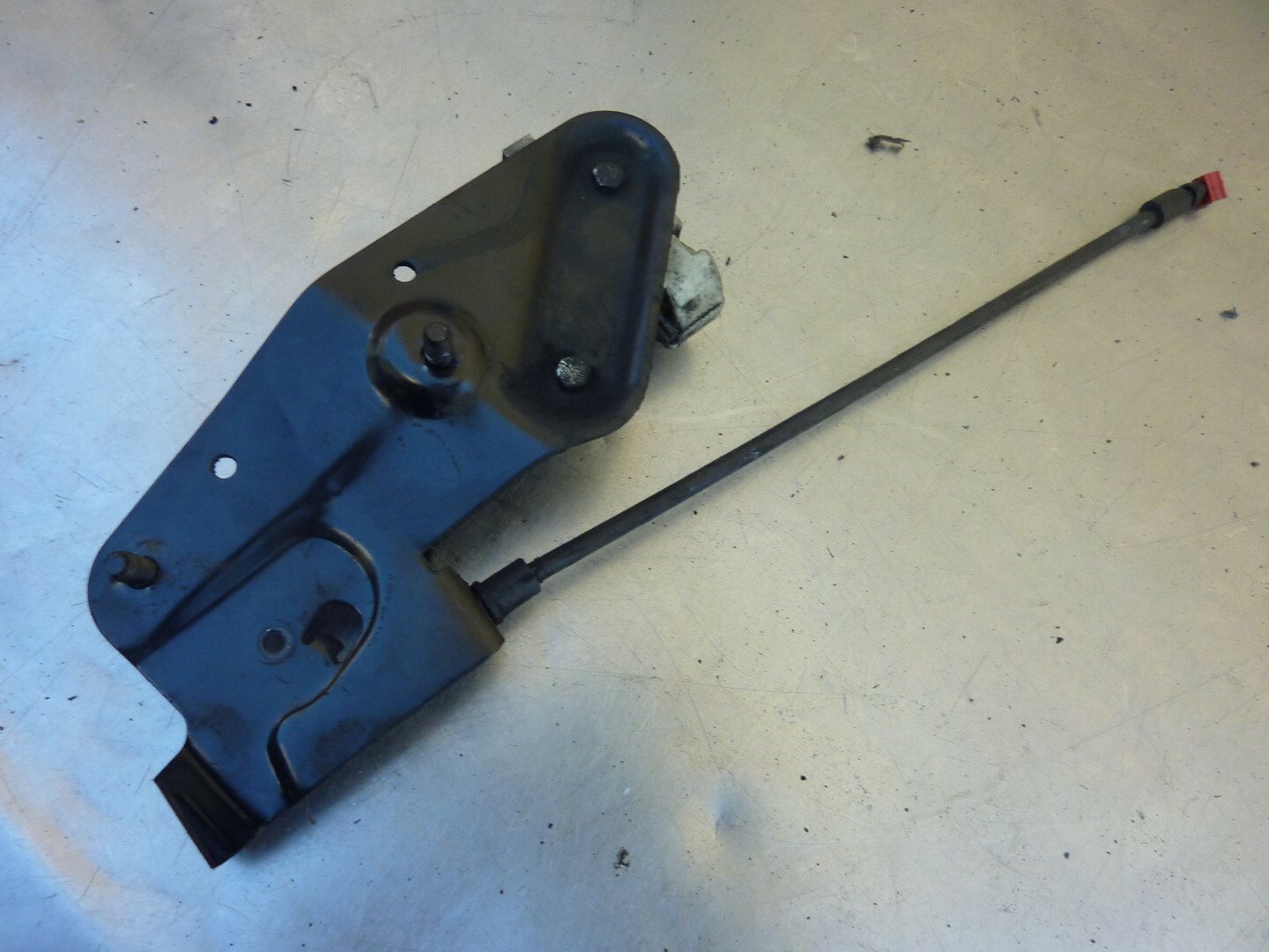 Seat latch mechanism Vespa 250 07 ie GTS JJ14 eBay