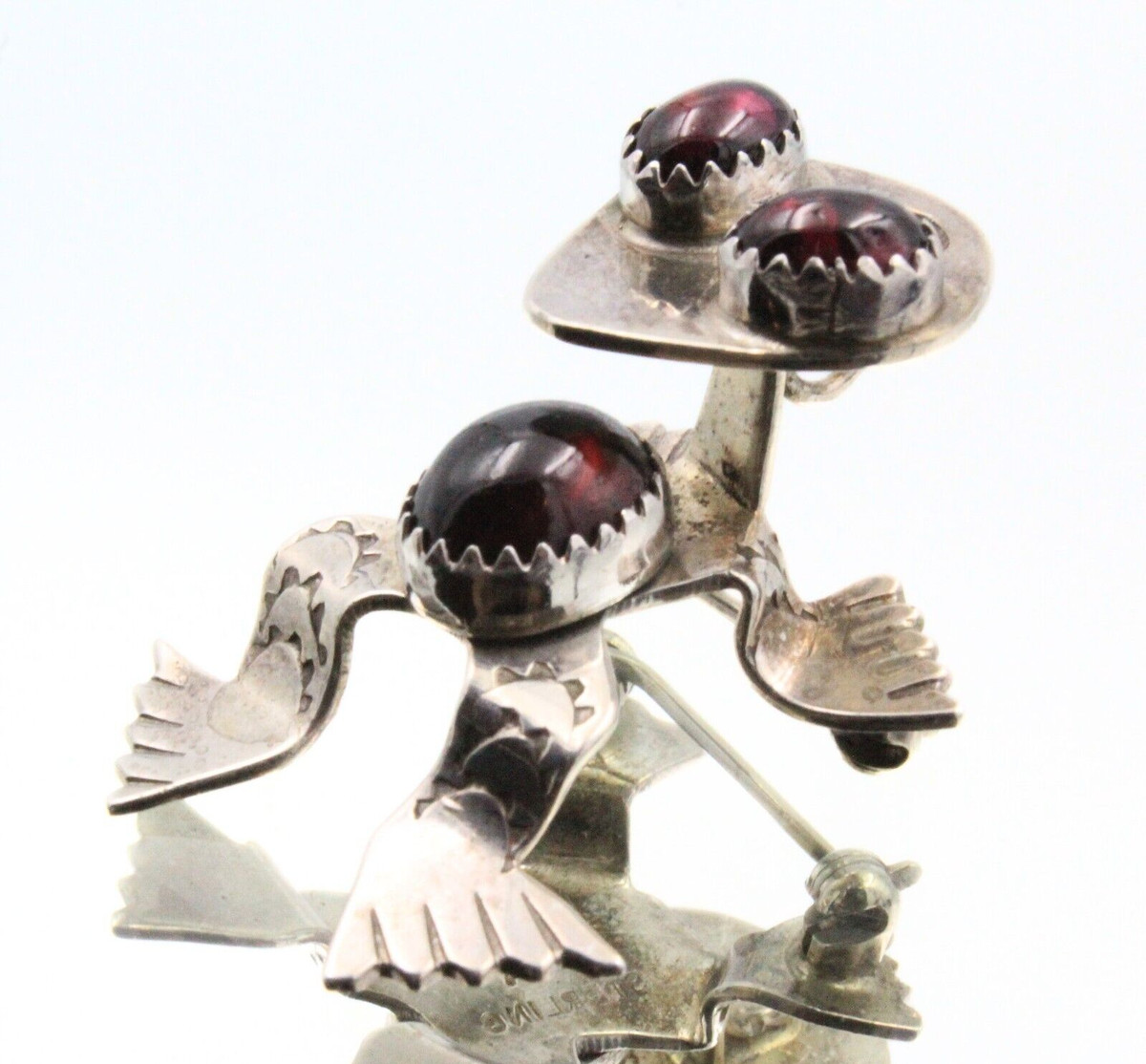 Art Acoya Stamped Sterling Silver Garnet Navajo 3D Toad Pin Pendant View 5