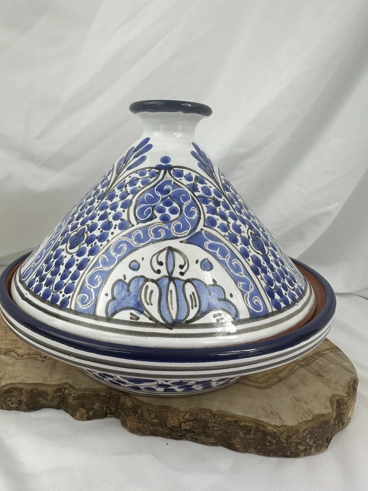 Williams Sonoma Bachmara Tunísia prato coberto tagine azul e branco artista assinado - Imagem 3 de 4