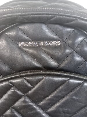 Michael Kors Abbey Medium Leather Quilted Shoulder Bag  display picture 1