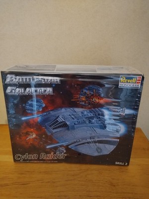 Revell Monogram Battlestar Galactica Cylon Raider Model Kit 85-3616 New Sealed