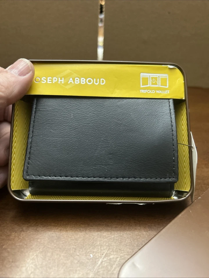 JOSEPH ABBOUD, Triple Plegable, Cartera de Cuero Genuino Negra, Cuero Flexible Foto 2 de 4