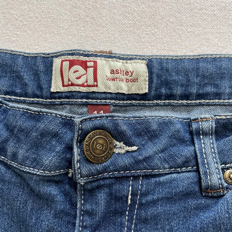 复古 L.E.I. Ashley Jeans Juniors 11 短蓝色低腰靴型弹力牛仔布 — 第 2/4 张图片