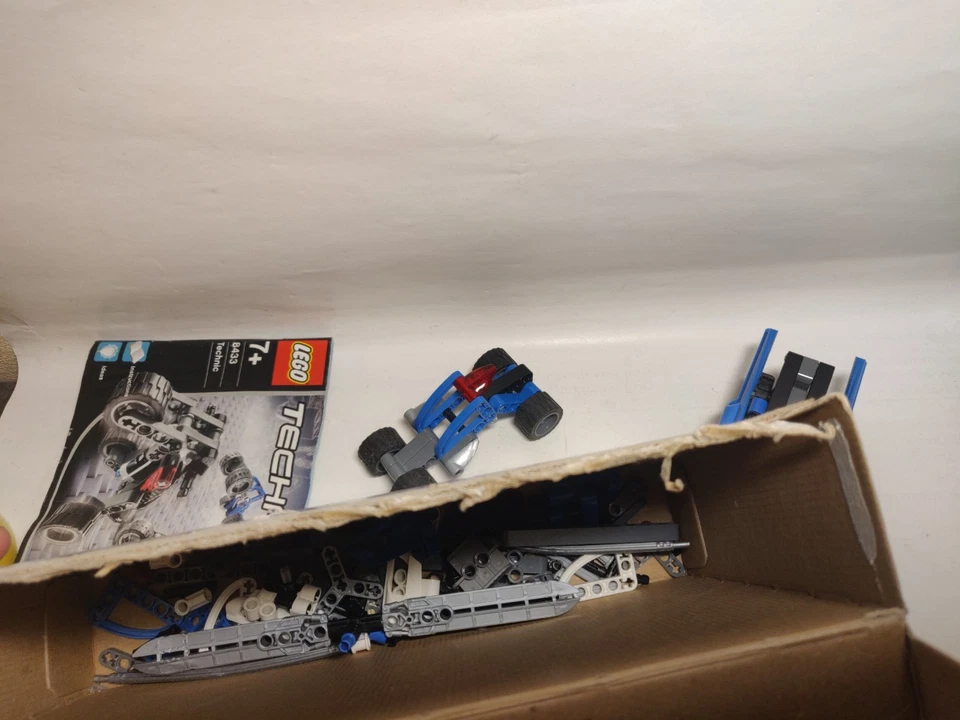 LEGO Technic 8433 Cool Movers, photo 4 sur 5