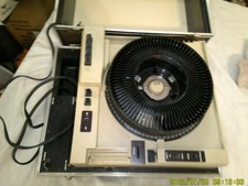 VINTAGE FAIRCHILD ELECTRIC CAROUSEL PERJECTOR IN CASE