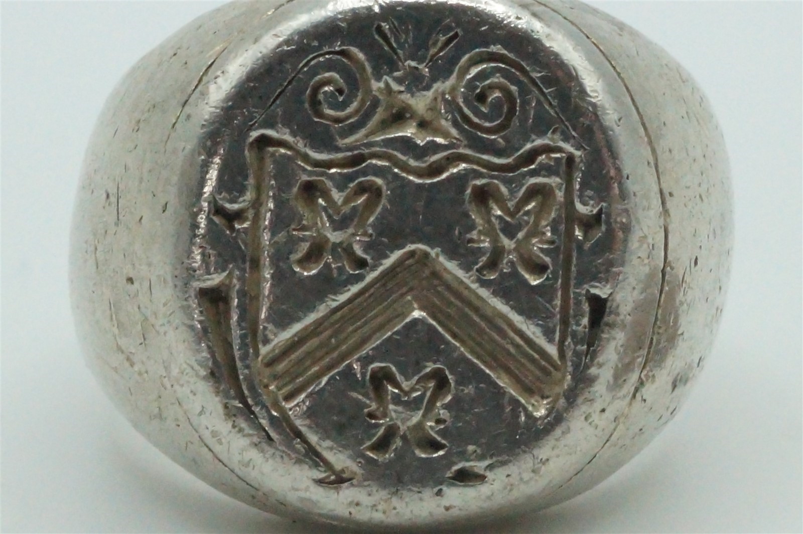 HEAVY ANTIQUE SOLID STERLING SILVER CREST SEAL SI… - image 6