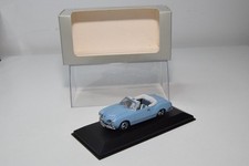 B38 1:43 MINICHAMPS VW VOLKSWAGEN KARMANN GHIA CABRIOLET BLUE DEALER MIB