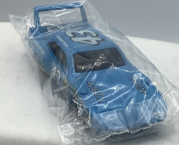 Racing Champions DIECAST NASCAR RICHARD PETTY #43 COCHES 1979 Plymouth 1:64 1991 Foto 2 de 4