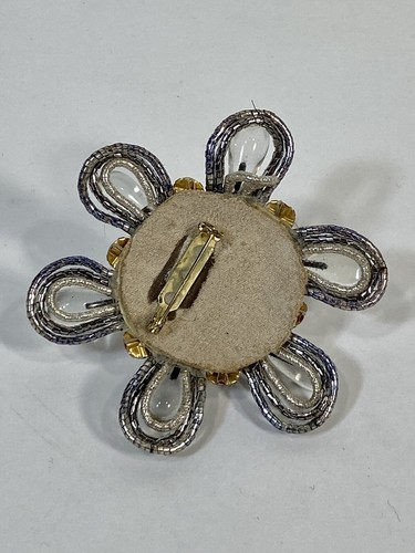 Vintage 1920's DEADSTOCK silver acrylic beads, rhinestone blossom French pin - Picture 2 of 6