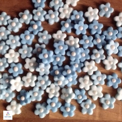 30 Edible Blue Flowers Cake Cupcake Decorations Toppers Wedding Baby