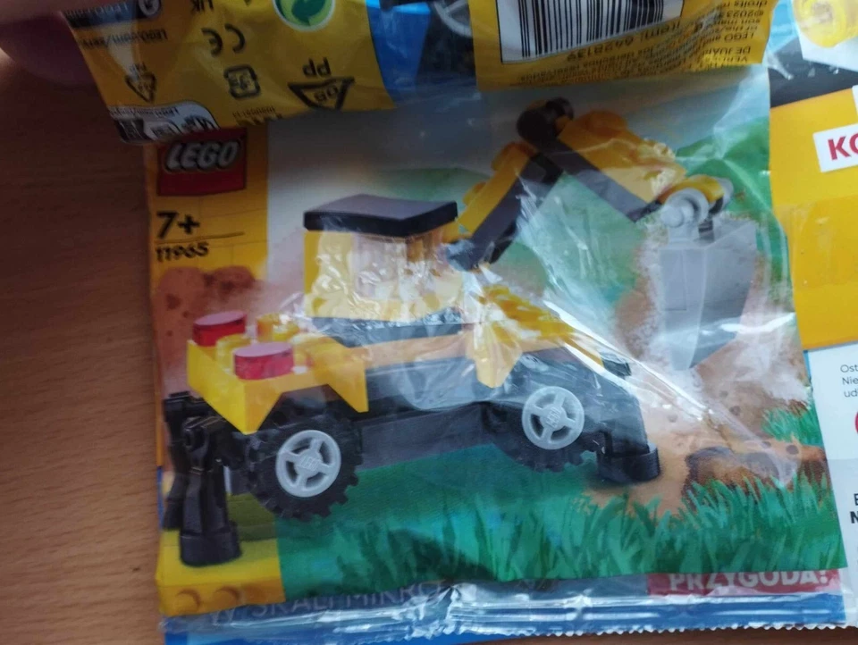 LEGO EXPLORER 8/2023 + 2 Toys: Tractor 11975 & Excavator 11965 / Polish Edit - Image 2 of 2