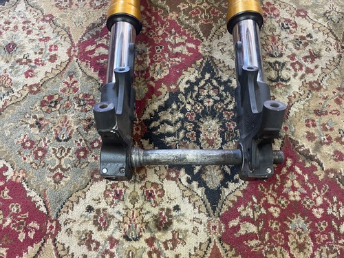 2017 Suzuki GSX S1000 Front Forks Suspension Triple Clamps Handlebar Axle - Picture 13 of 20