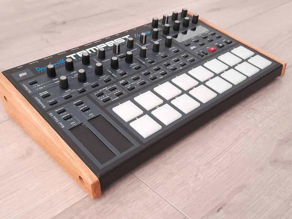 REPLACEMENT OAK END CHEEKS FOR DAVE SMITH INSTRUMENTS TEMPEST DRUM MACHINE DSI - Image 3 of 4