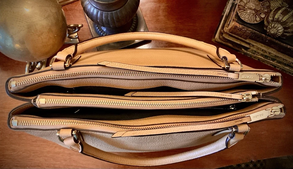 Coach Borough Bag Pebbled Tan Leather Tote Large No Long Strap - Image 3 of 4