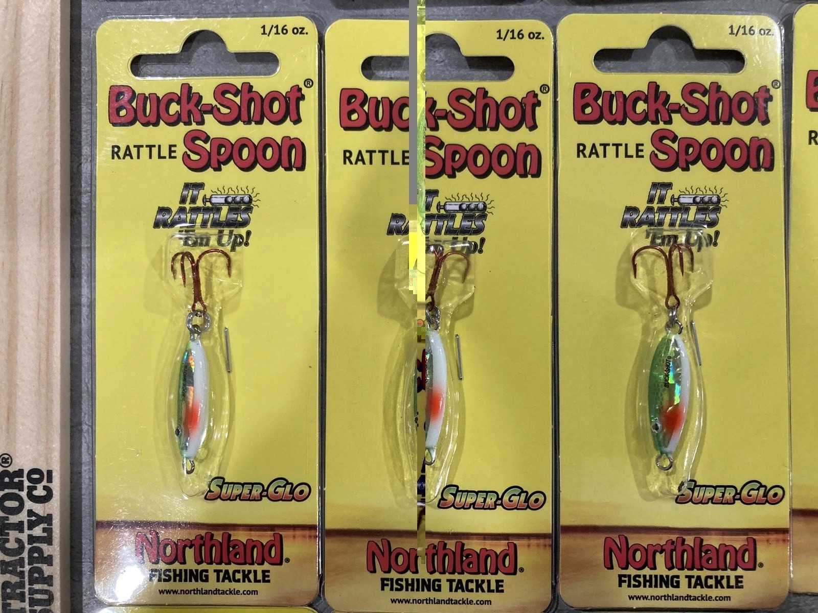 Lot of 34 Northland Buck-Shot Rattle Spoons - All 1/16 oz Size - Mixed Colors - Image 6