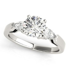 950 Platinum 2.00Carat DE/VS Lab Grown Round Cut Diamond Trilogy Engagement Ring