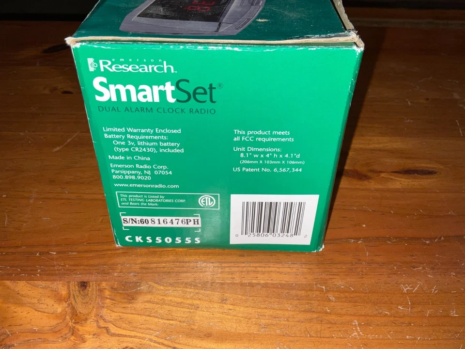 Emerson Research Smart Set Dual Auto Setting Alarm Clock CKS5055S - NEW - Image 2 of 4