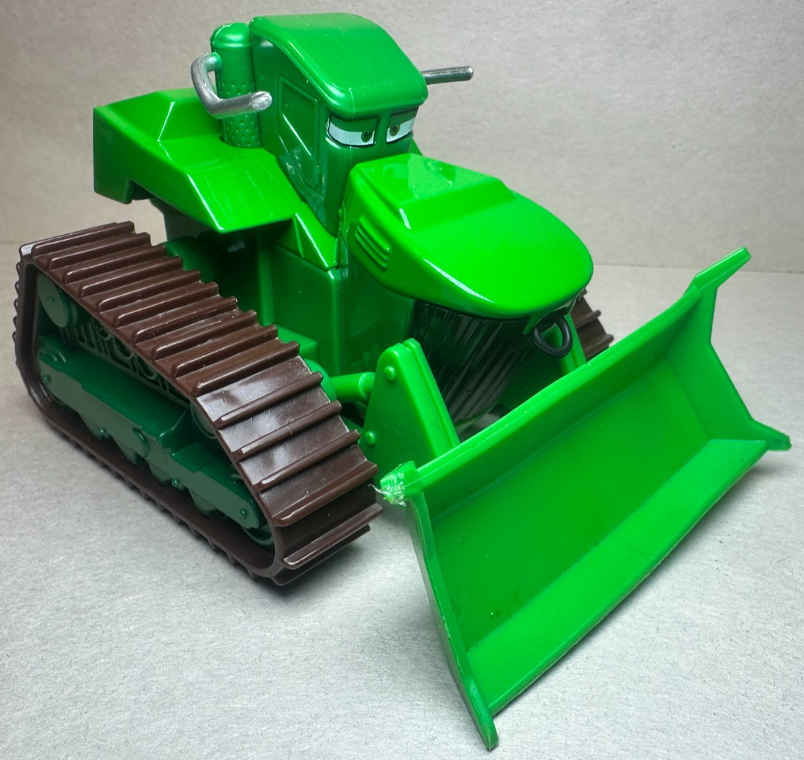 Disney Pixar Cars Toons Deluxe El Materdor Green Chuy Bull Diecast 1:55 FC