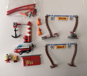 LEGO 4982 SpongeBob Mrs. Puff's Boating School - Incomplete, Missing Patrick