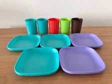 TUPPERWARE TOYS MINI LUNCHEON PLATES /MINI TUMBLERS 10 PIECES EXCELLENT CONDIT